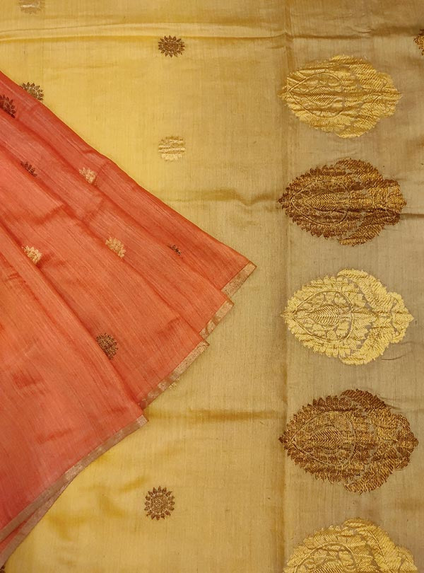Rust Muga Silk Handwoven Banarasi saree with sun shape kadwa booti (2) close up