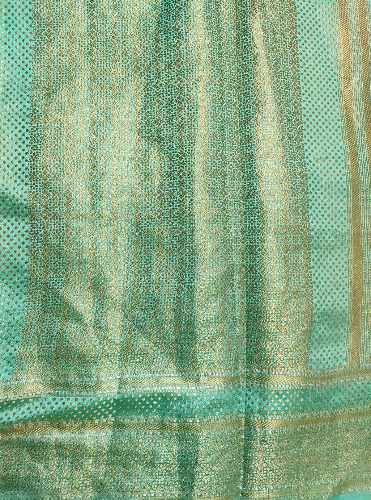 Turquoise Muga Chiniya silk Banarasi saree with meenedar floral jaal (4) Anchal