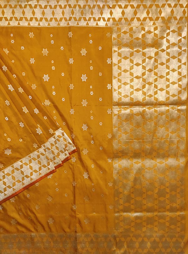 Yellow Katan silk handloom Banarasi saree with sona rupa star booti (1) main