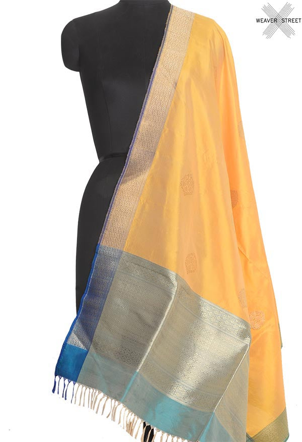 Yellow Katan silk handwoven Banarasi dupatta with elegant buta (1) Main
