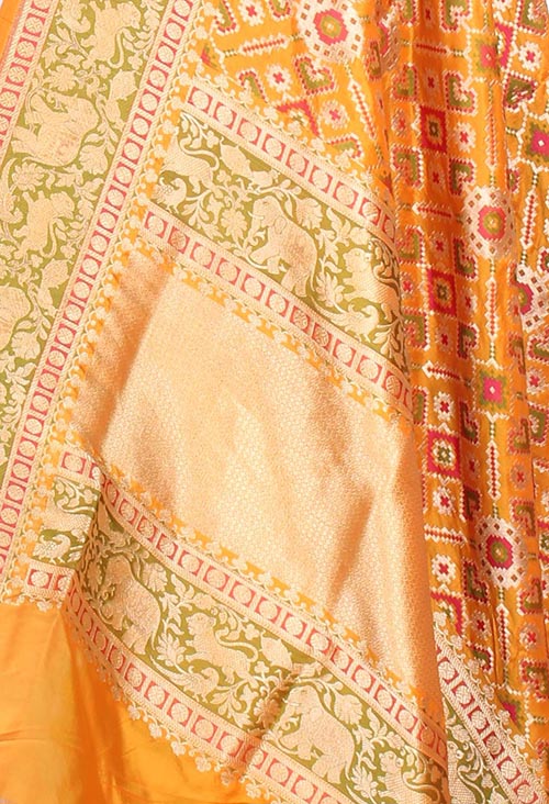 Yellow Katan Silk Banarasi dupatta with meenedar patola jaal (2) closeup
