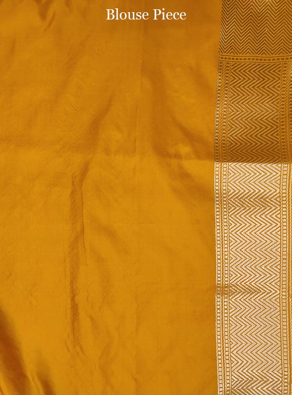 Yellow katan silk tanchoi Banarasi saree with kaduwa woven bird booti (5) blouse